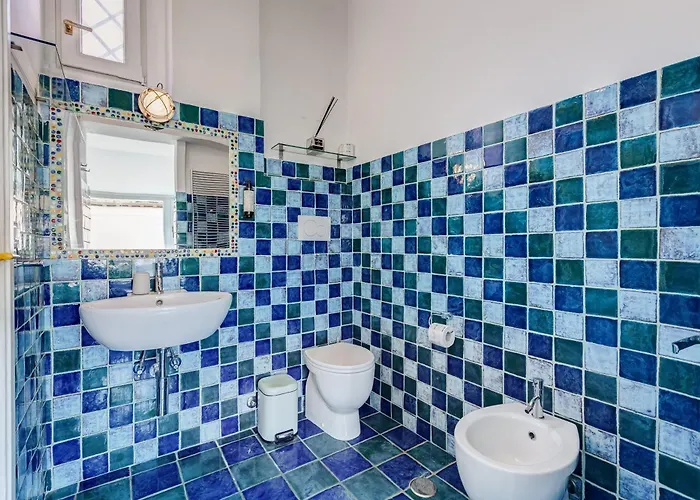 Attico Incantevole Con Idromassaggio E Terrazzo